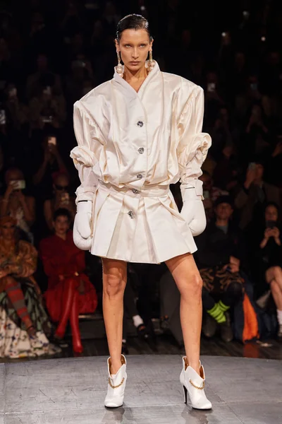 Look 57